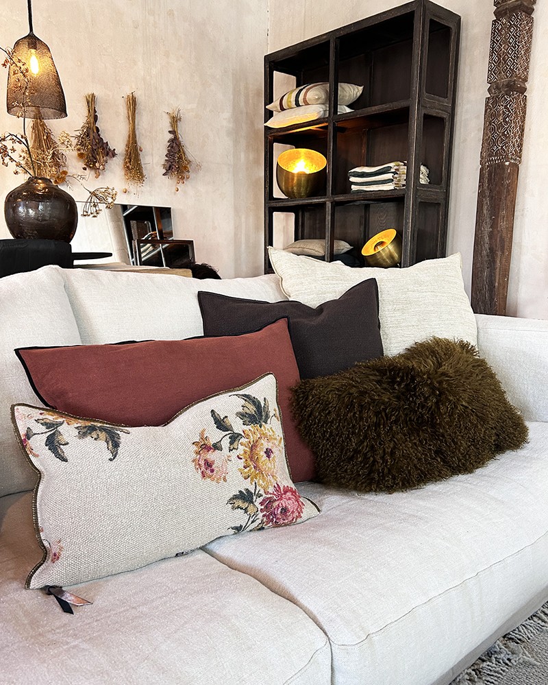 Cushion Vice Versa in Imperial Bouquet Wabi-Sabi Linen by Maison de Vacances