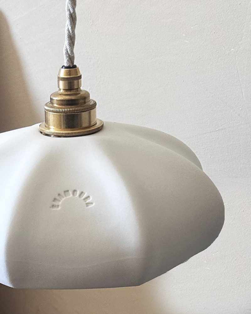 Porcelain Matte White Maria pendant lamp by Enamoura