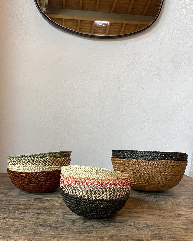 Small palm fiber bowl