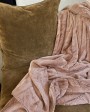 Pilou Blanket