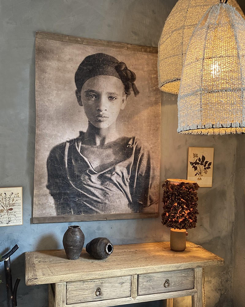 Panneau Jeune Fille Ethiopie en papier froissé