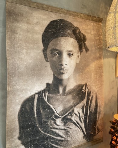 Panneau Jeune Fille Ethiopie en papier froissé