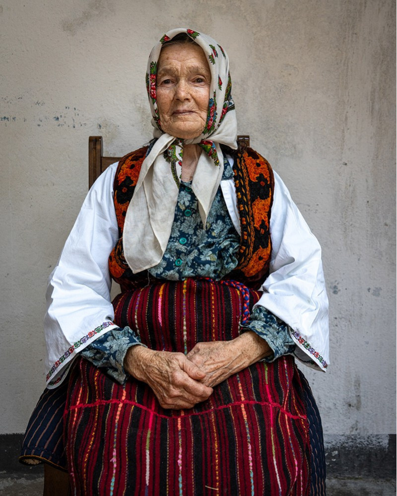 Photographie Grandmother par Joanna Maclennan - papier fine art