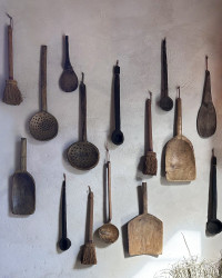Pelle ogive vintage en bois - pièce unique