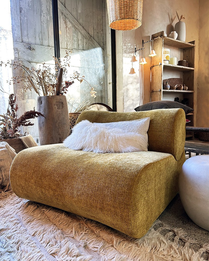 Polyester Moutarde Hinton Armchair