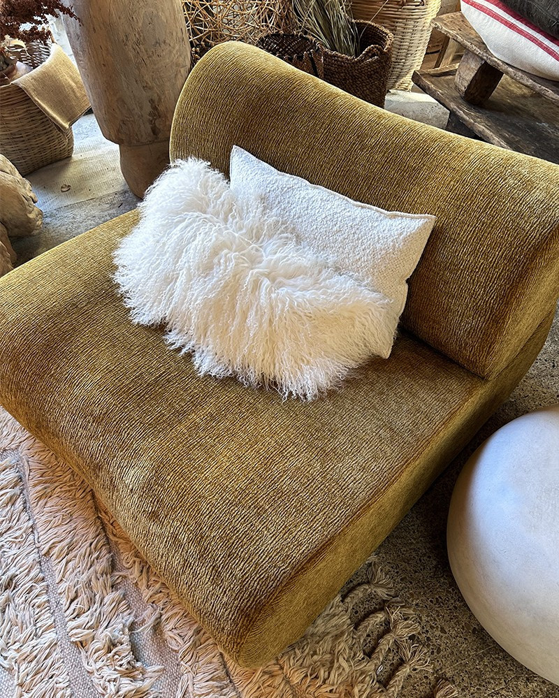 Polyester Moutarde Hinton Armchair