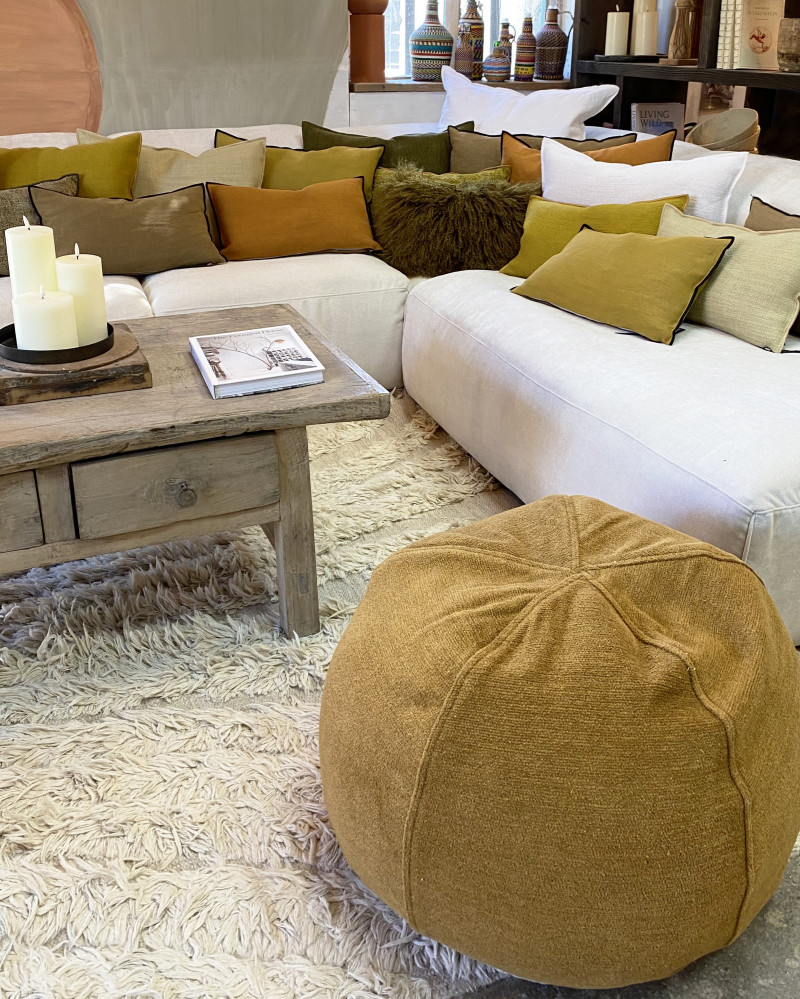 Pouf bulle en Lin Toile Tuftée Upcyclée par Maison de Vacances