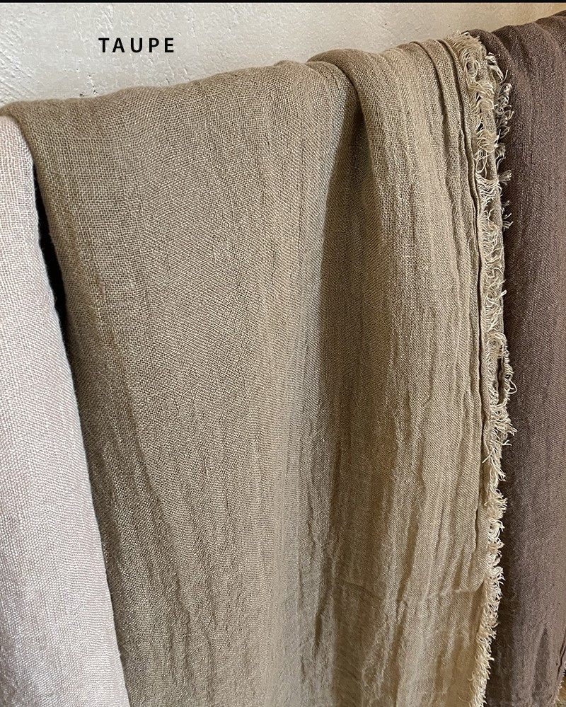 Fringed washed linen gauze Vice Versa Plaid by Maison de Vacances