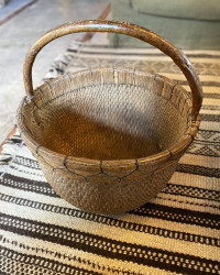 Panier ancien en bouleau - pièce unique