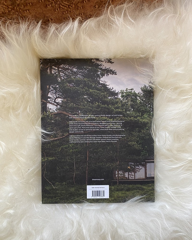 Nordic Atelier Homes book by Anna-Kaisa Huusko & Niclas Mäkelä