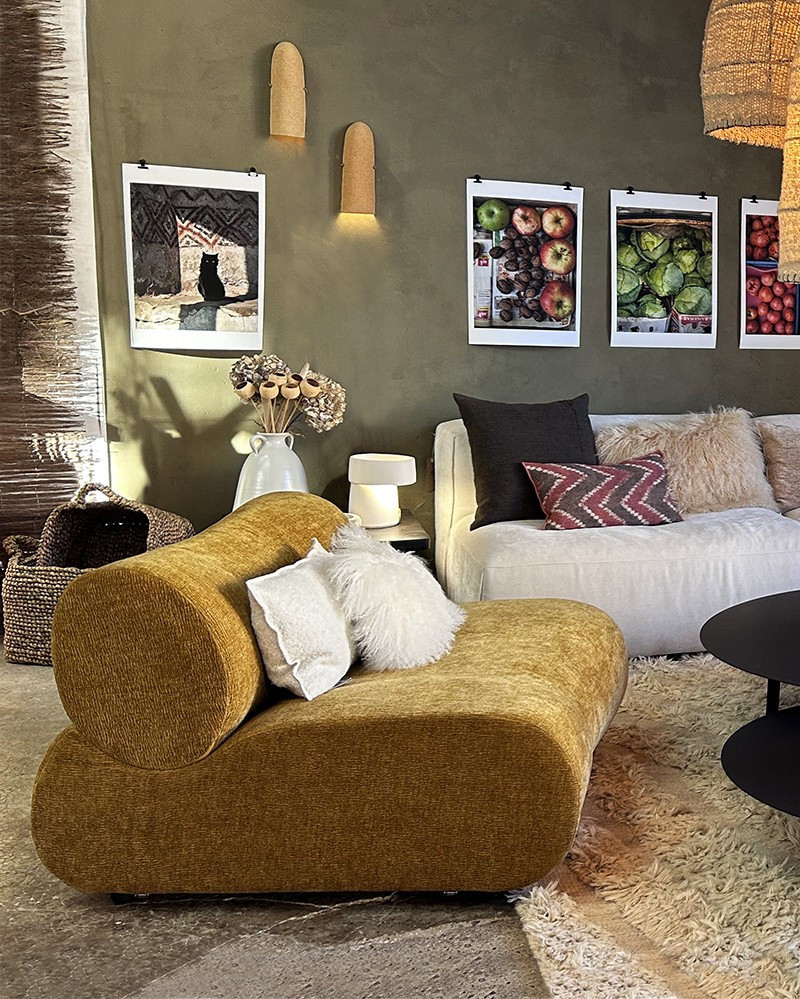 Polyester Moutarde Hinton Armchair
