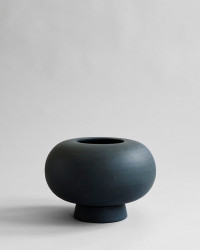 Ceramic Black Kabin Vase by 101Copenhagen