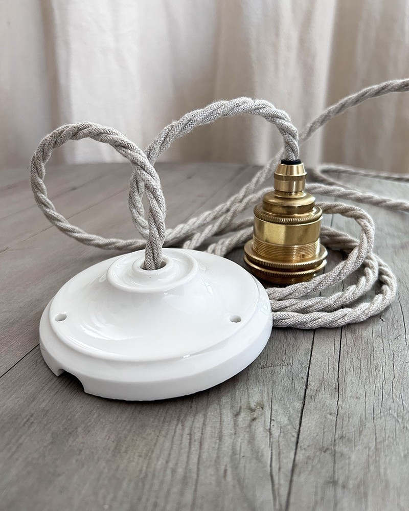 Suspension Lisette blanc mat en terre cuite par Enamoura