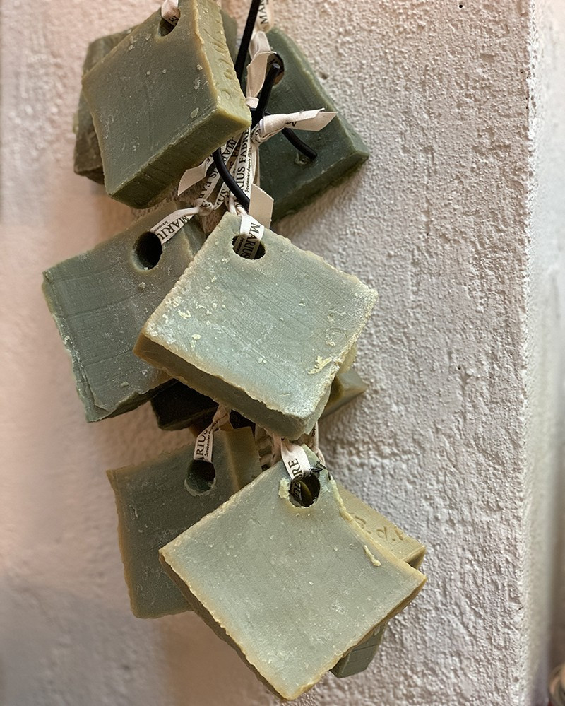 Pain de savon de Marseille à l'huile d'olive brut découpé 100g