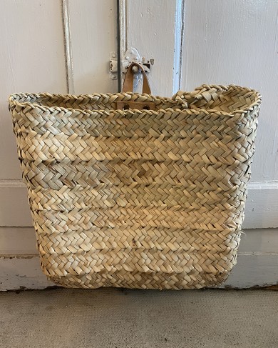 Woven seagrass Basket To hang