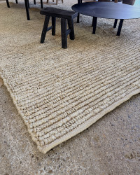 Kathu hand-woven jute rug
