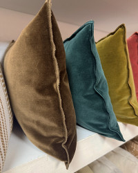 Small Rectangular Palazzo Velvet Cushion Maison de Vacances