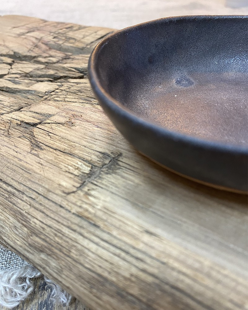 Assiette creuse Flow Blackish en céramique