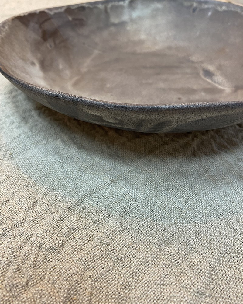 Assiette creuse Flow Blackish en céramique