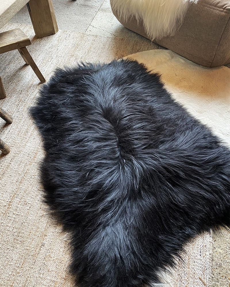 Peau de mouton Islandaise naturelle blanche/noire/taupe/rusty