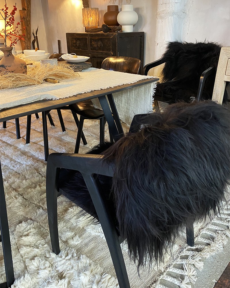 Natural Icelandic white/black/taupe Sheepskin