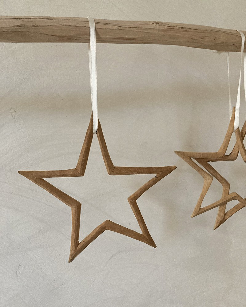 Wooden star to hang up