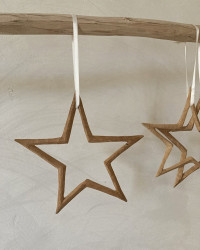 Wooden star to hang up