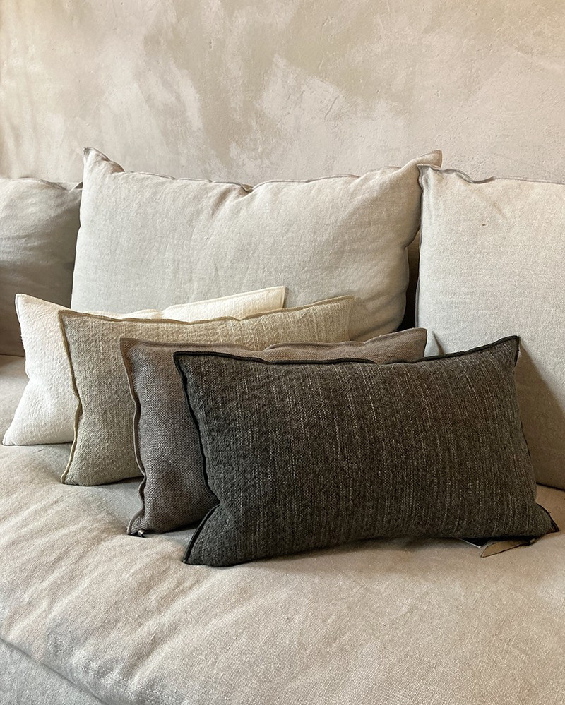 Coussin Vice Versa rectangulaire en Toile Nomade par Maison de Vacances