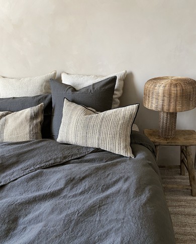 Storm bedding in washed linen by La Draperie Française