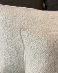 Coussin Vice Versa en Toile Yéti Blanc cassé par Maison de Vacances