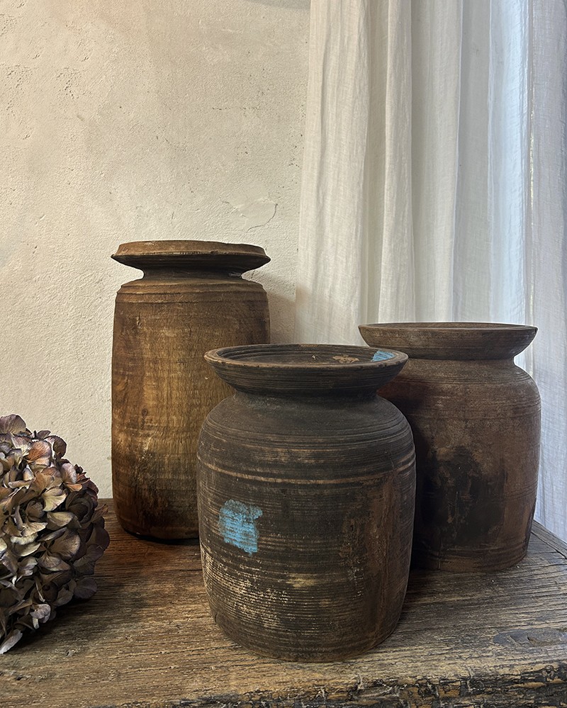 Wooden jug Neck