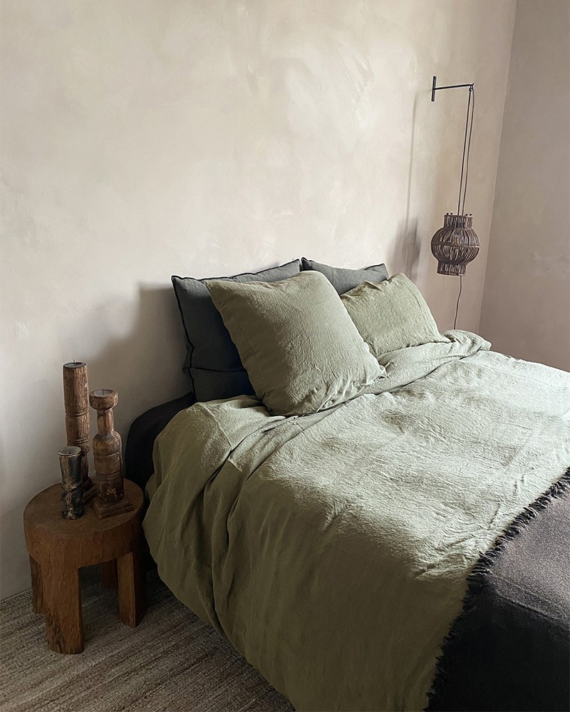 Linge de lit Kaki en lin lavé par La Draperie Française