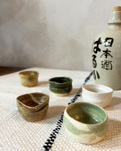 Enamelled ceramic Japanese saké bowls Box Set
