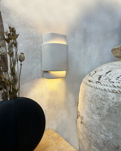 Sandstone Pierre Wall Lamp
