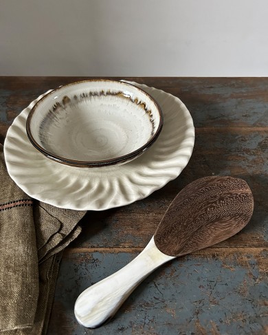 Off white wood & horn serving spoon