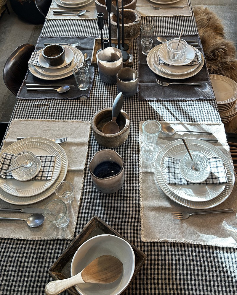 Linen checked Olsson tablecloth