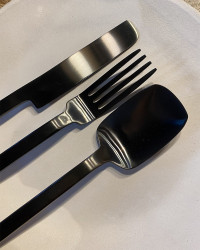 Couverts noirs en Inox 10/18 par Marcel Wolterinck