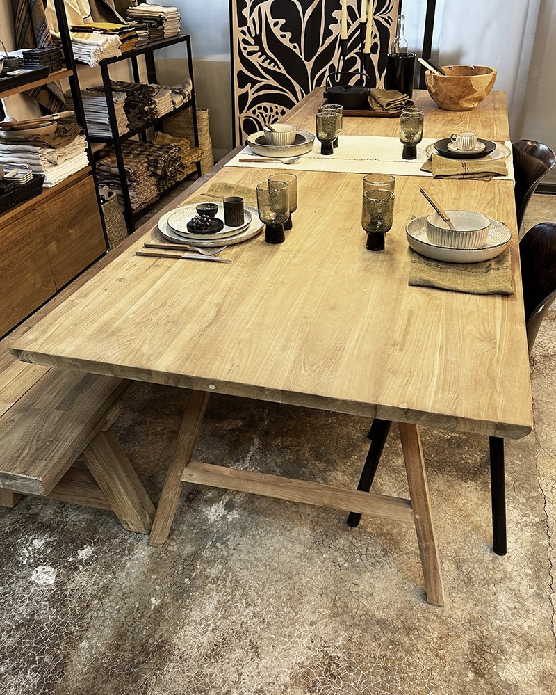 Table Pura en teck